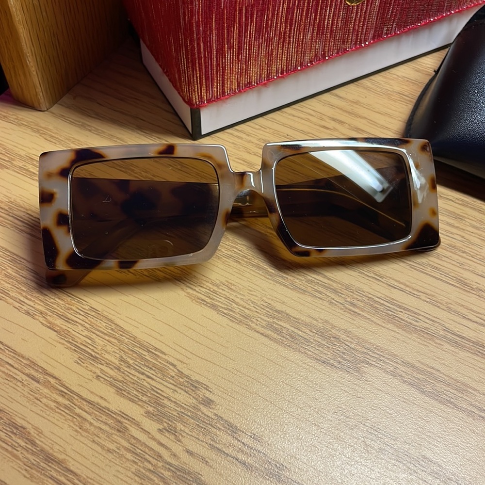 sunglasses